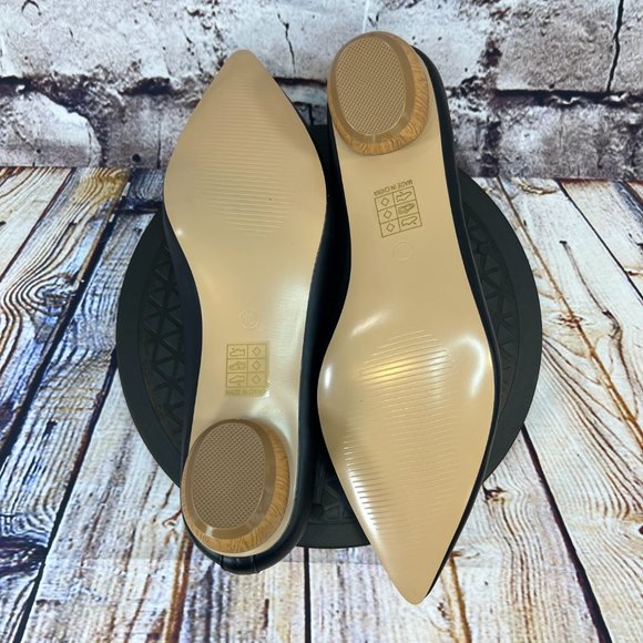 Journee Collection Women's Solid Black Slip On Pointed Toe Ball Heels Size 10 - Picture 6 of 9